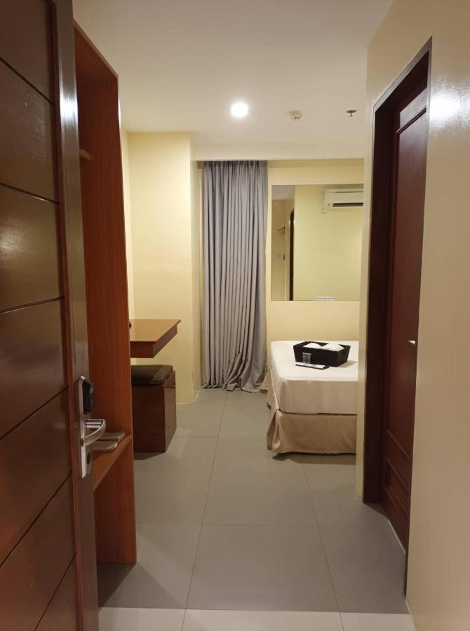 Dosi Hotel Ph Talisay  Eksteriør bilde